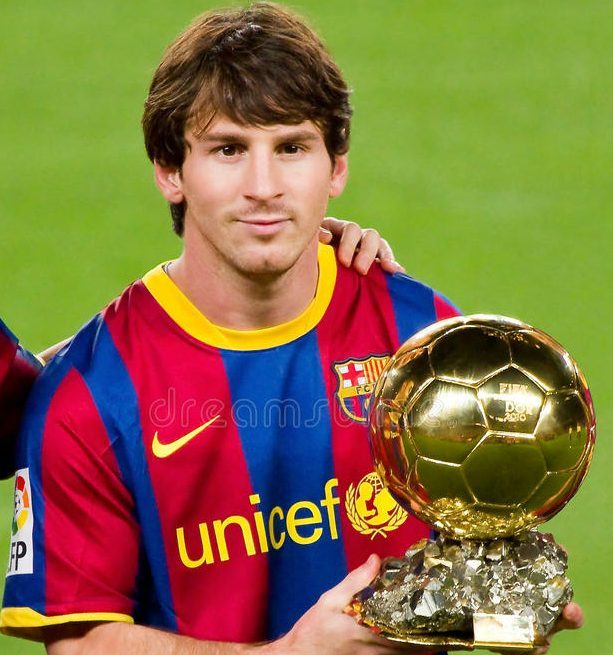 Lionel+Messi+winning+1+of+his+7+Ballon+D%E2%80%99ors